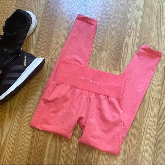 NVGTN Pants - NVGTN Hawaiian pink leggings size XS EUC